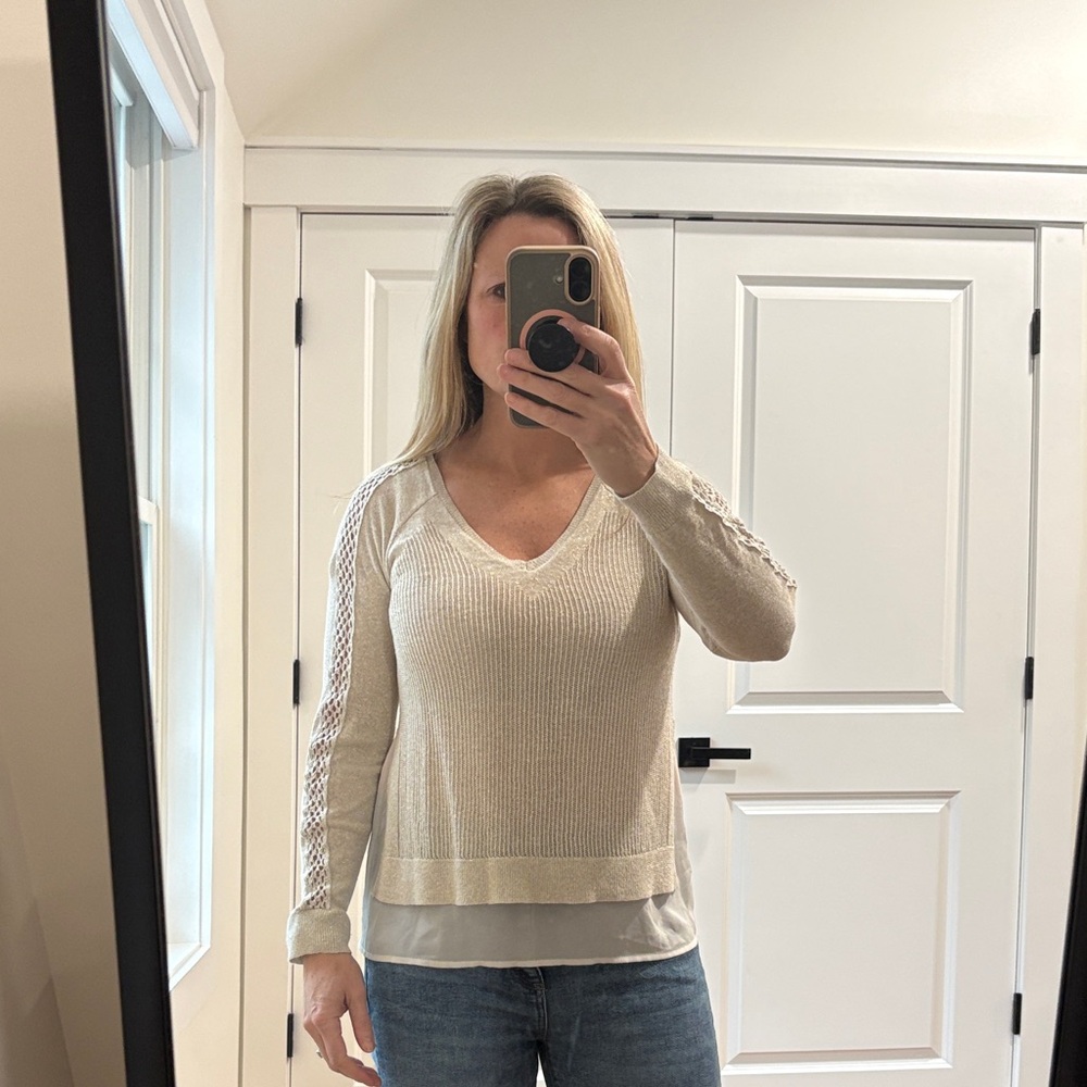 Lucky Brand Beige V-Neck Lace Sleeve Blouse